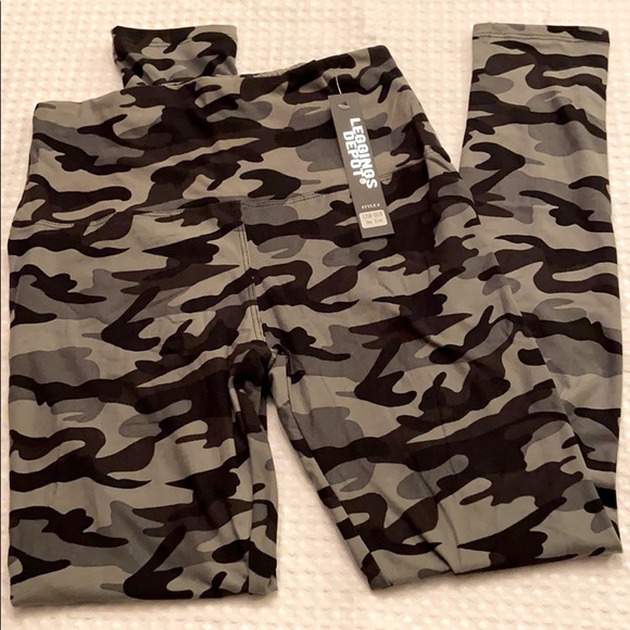 NEW! High Rise Legging Black Gray Camouflage - Picture 9 of 9